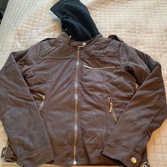 Yoki Woman’s Suede Jacket With Fleece Hood S - Picture 2 of 4